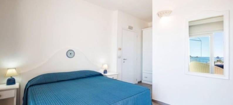 阿古利亚斯特拉酒店(Hotel Agugliastra)图片