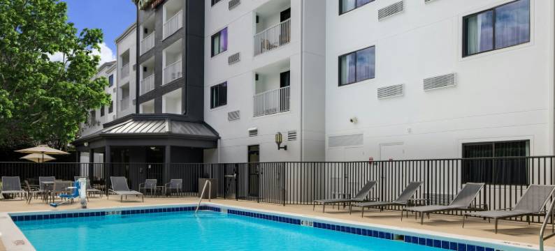 奥兰多阿尔塔蒙特斯普林斯/梅特兰万怡酒店(Courtyard Orlando Altamonte Springs/Maitland)图片