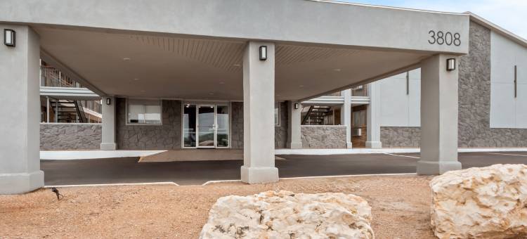 红屋顶客栈德里奥(Red Roof Inn Del Rio)图片