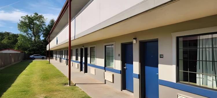 俄克拉荷马俄克拉何马城- 丰提尔市 6号汽车旅馆(Motel 6 Oklahoma City, OK - Frontier City)图片