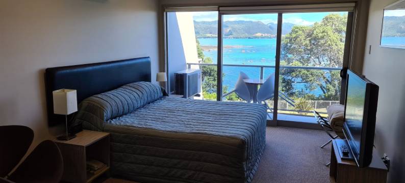 特卡哈海滩酒店(Te Kaha Beach Hotel)图片