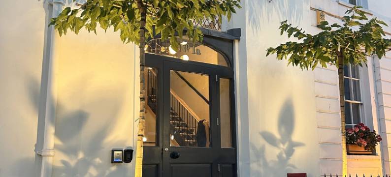 新月广场曼斯利酒店(Crescent Place by Mansley)图片