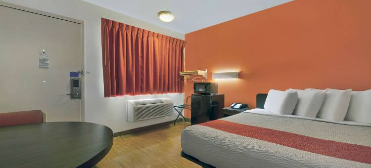 新墨西哥阿拉莫戈多 6 号汽车旅馆(Alamogordo, NM)图片