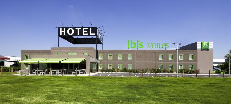 宜必思尚品莱里达朵雷法勒拉酒店(Hotel Ibis Styles Lleida Torrefarrera)图片