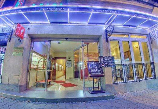 Garni Hotel Planeta Inn Hotel Overview