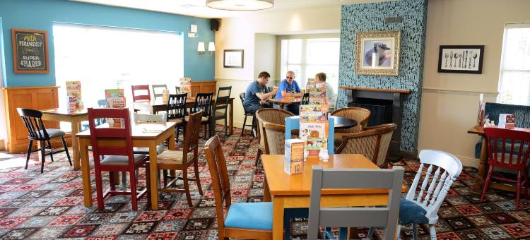 蓝鸦 - 德比马斯顿旅馆(Blue Jay, Derby by Marston's Inns)图片