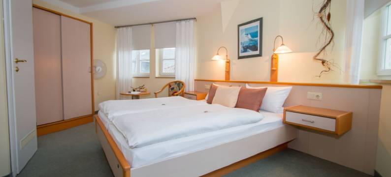 市集伽尼酒店(Hotel Garni am Markt - Businesshotel - Frühstücksbuffet - Fahrradabstellplatz - Hunde Willkommen)图片