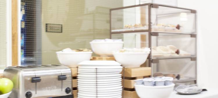 锡达福尔斯丽怡酒店(Country Inn & Suites by Radisson, Cedar Falls, IA)图片