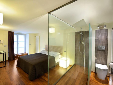 特莱斯奇遇套房民宿