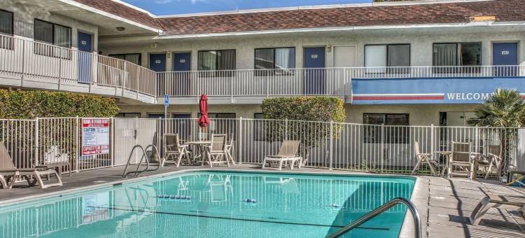 莫哈韦6号汽车旅馆(Motel 6 Mojave, CA)图片