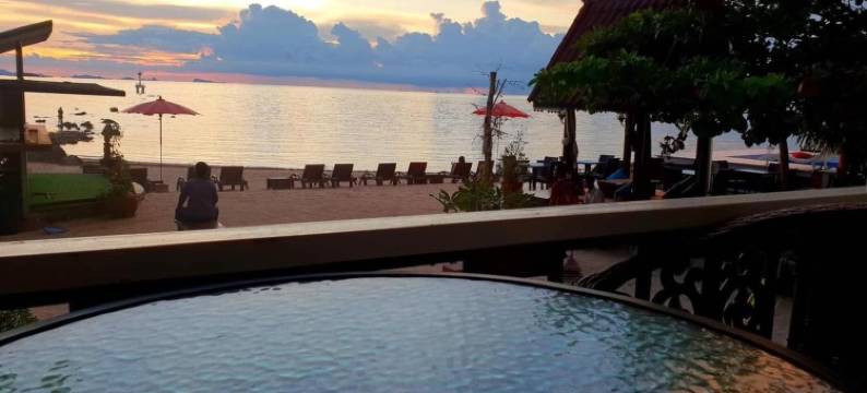 帕岸岛湾海滩假日公园(Phangan Cove Beach Resort)图片