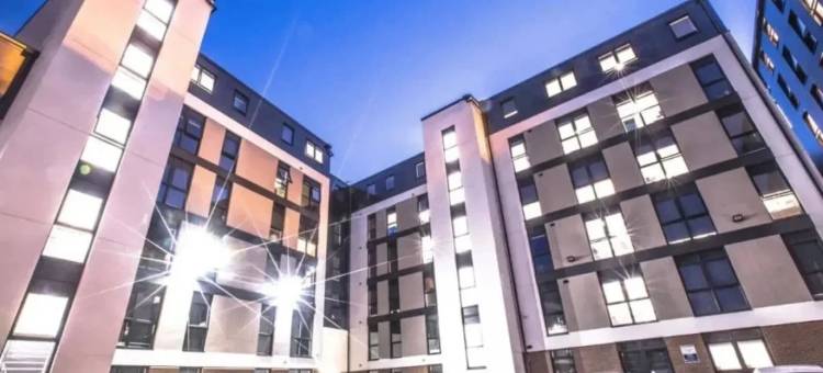 庄园公园苑(Manor Park Court in Coventry)图片