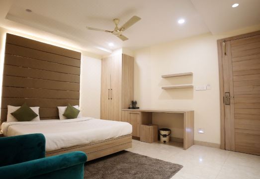 Hotel Avantika Hotel Overview
