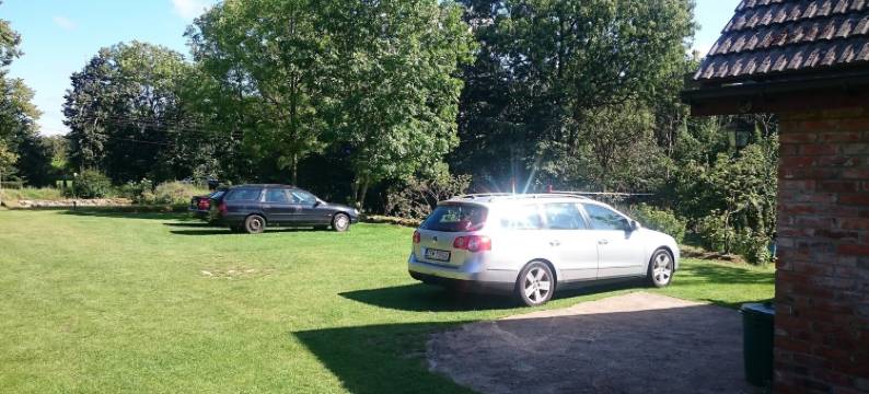 卡尔尼采近波罗的海海滩的房屋(House in Karnice Near Baltic Sea Beach)图片