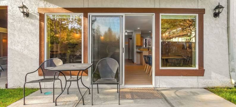 达莎的单板滑雪道 - 冰柱村(Dasha's Snowboard Track - Icicle Village)图片