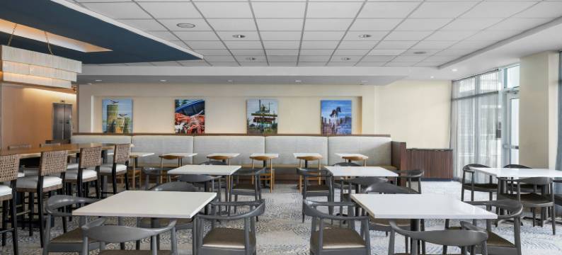 万枫钦科蒂格岛滨水酒店及套房(Fairfield Inn & Suites Chincoteague Island Waterfront)图片