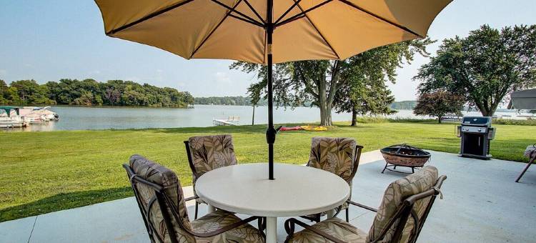 Take a Break at Lakeside Acres on Lake Sinissippi图片