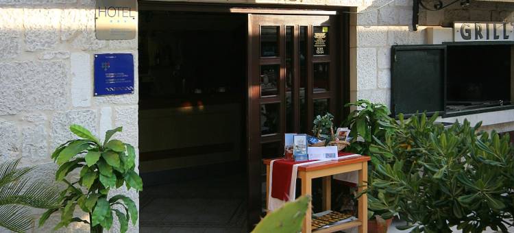 特罗吉尔酒店(Hotel Trogir)图片