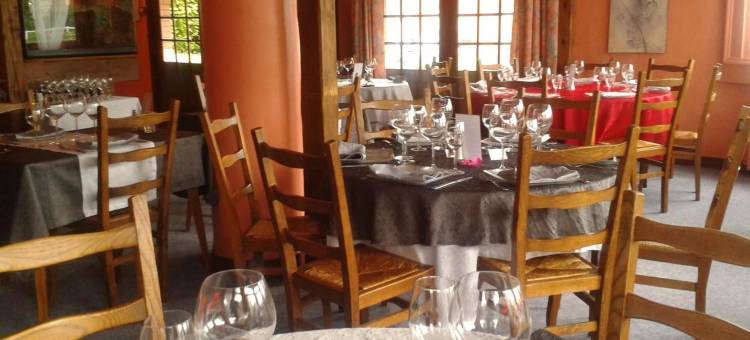 杜卡那德餐厅酒店(Logis - Hôtel Restaurant du Canard)图片