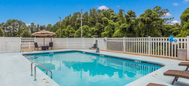 托马斯维尔家乡酒店(Hometown Inn Thomasville)图片