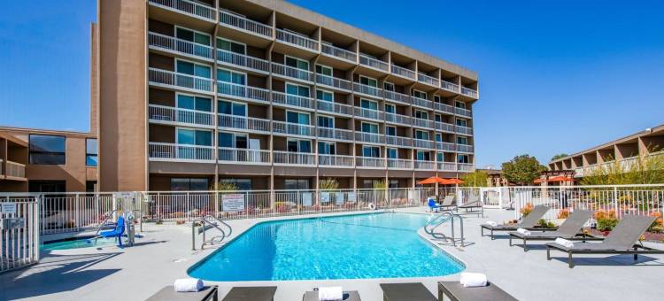 奥克斯纳德北假日酒店(Holiday Inn OXNARD NORTH)图片