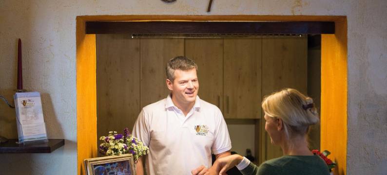 卡林函阿尔特克鲁格酒店(Hotel-Restaurant Alter Krug Kallinchen)图片