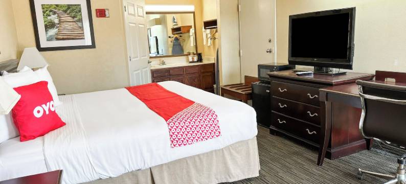 博尼塔湖酒店 by Capital O Meridian I20(Bonita Lakes Inn by Capital O Meridian I20)图片