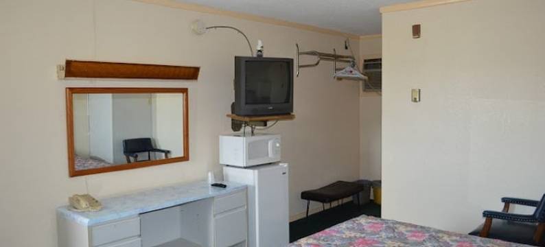 OYO 卡普里汽车旅馆 埃尔伍德, 瓦西纳(Capri Motel by OYO Elwood, Wathena)图片