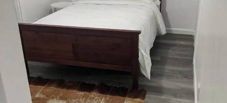 威尔顿洛奇度假屋 - 现代2卧2卫，免费WiFi，漂亮后院(Wilton Lodge - 2/2 Modern, Free Wifi, Beautiful Backyard)图片