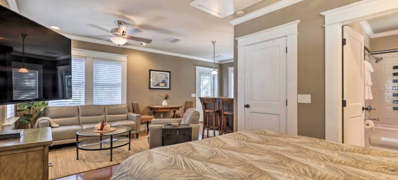 海德公园豪华工作室，地理位置优越！(Hyde Park Luxury Studio w/ Prime Location!)图片