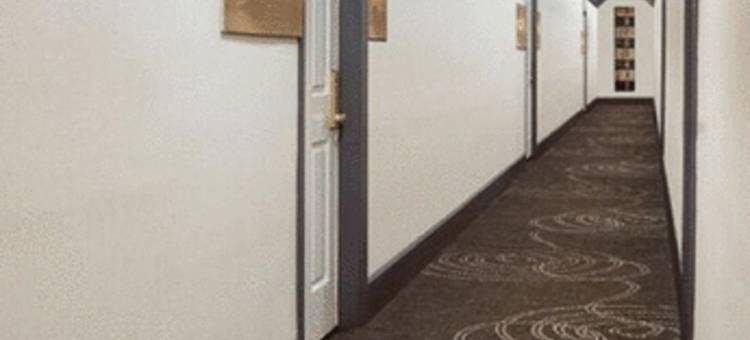 港苑酒店(Harbor Court Hotel)图片