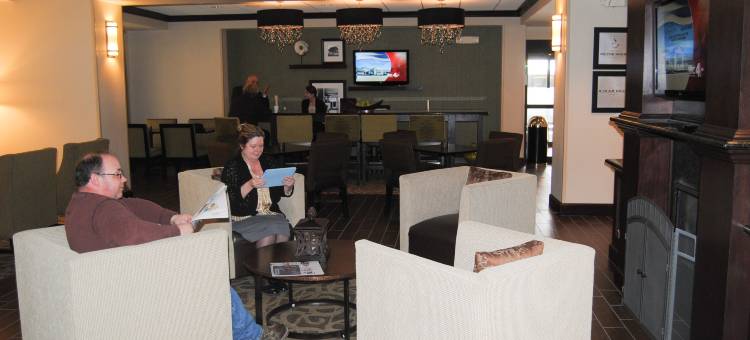 剑桥欢朋酒店(Hampton Inn Cambridge)图片