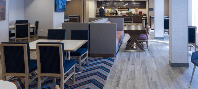 诺顿假日酒店(Hampton Inn Norton, VA)图片