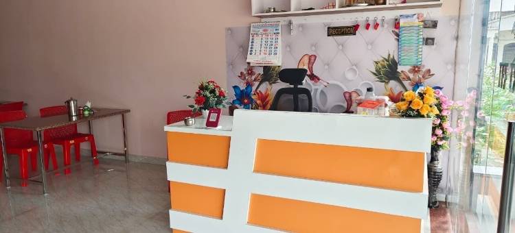 卡纳克酒店和餐厅(Kanak Hotel & Restaurant)图片