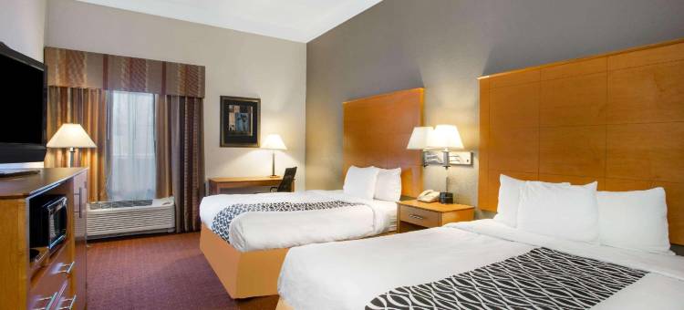 诺福克拉昆塔温德姆套房酒店(La Quinta Inn & Suites by Wyndham Norfolk)图片