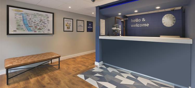 旅屋酒店-布兰博罗(Travelodge Bromborough)图片