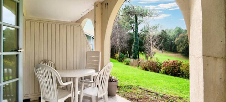 Studio 5 people - Budget图片