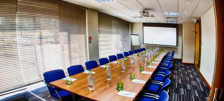 伦敦希尔顿假日酒店-M4交界4号-洲际酒店集团旗下(Holiday Inn London - Heathrow M4Jct.4 by IHG)图片