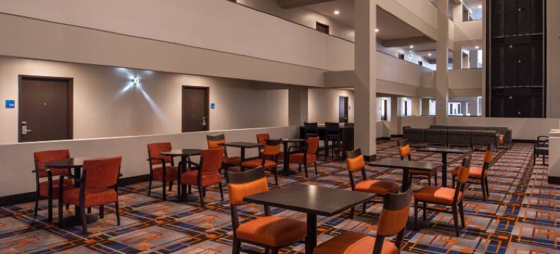 圣安东尼奥医疗六旗智选假日套房酒店(Holiday Inn Express & Suites SAN ANTONIO MEDICAL-SIX FLAGS by IHG)图片