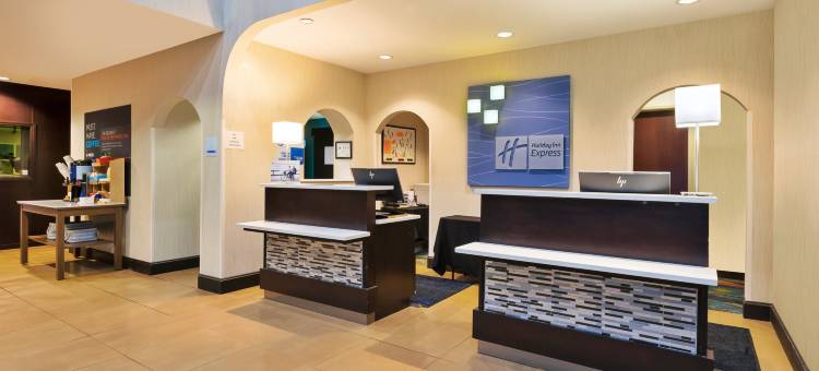 智选假日套房酒店南港 by IHG(Holiday Inn Express & Suites Southport - Oak Island Area)图片