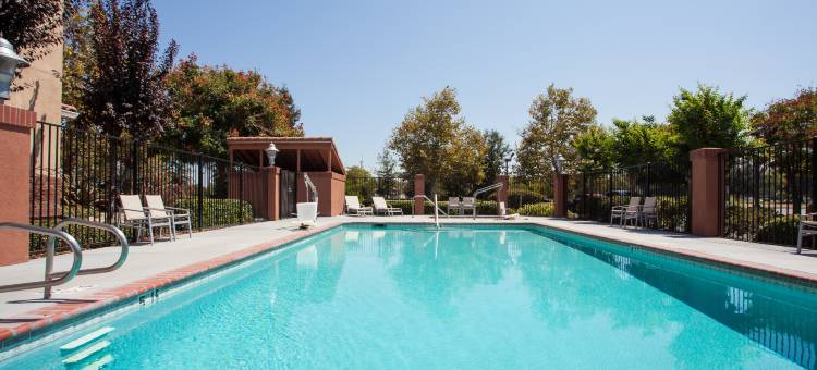 智选假日套房酒店-戴维斯/大学城(Holiday Inn Express & Suites Davis - University Area)图片