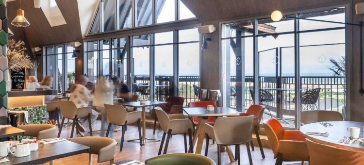 诺富特多维尔海滩酒店(Novotel Deauville Plage)图片