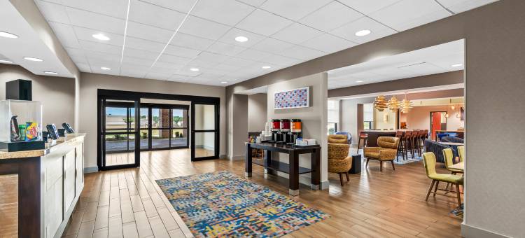 希尔顿欢朋酒店-特克萨卡纳(Hampton Inn Texarkana)图片