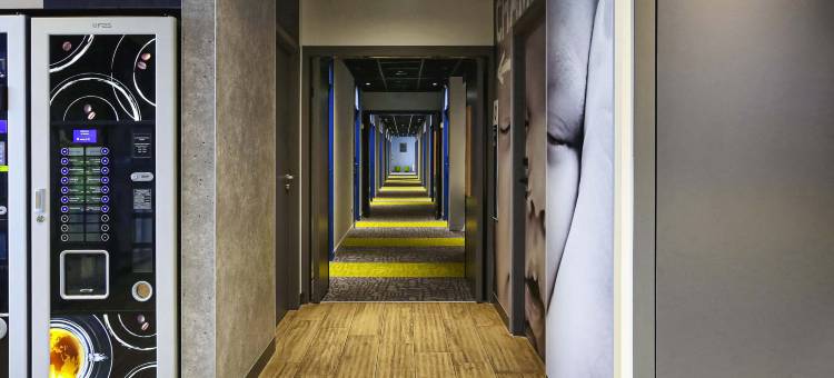 宜必思快捷日内瓦圣热尼普伊酒店(Ibis Budget Saint-Genis-Pouilly Genève)图片