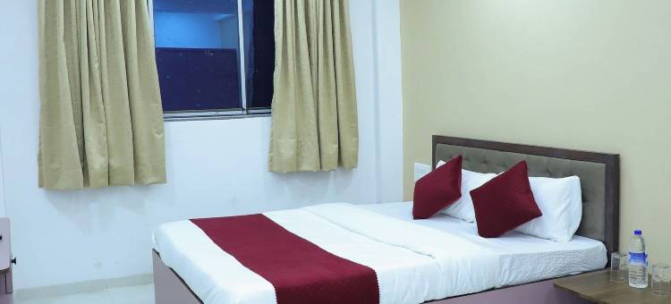 德万什里酒店客房和餐厅(Hotel Devanshri Rooms & Restaurant)图片