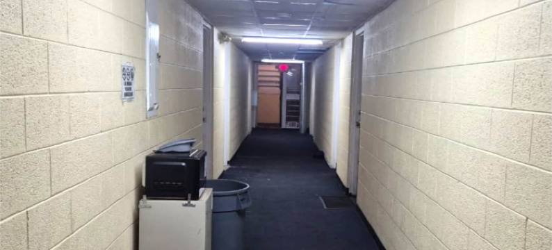 Capital O怡人汽车旅馆，大急流城MI(Capital O Pleasant Motel Grand Rapids Mi)图片