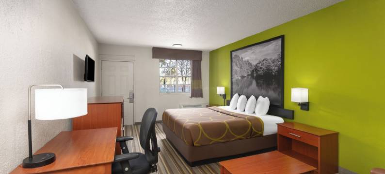 湖城速8酒店(Super 8 by Wyndham Lake City)图片