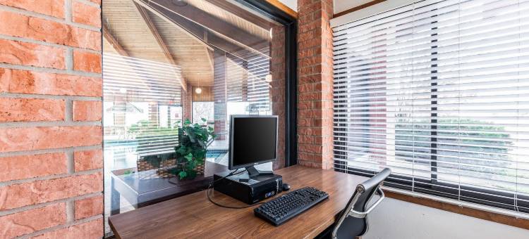 伊克诺旅馆套房酒店(Econo Lodge Inn & Suites)图片