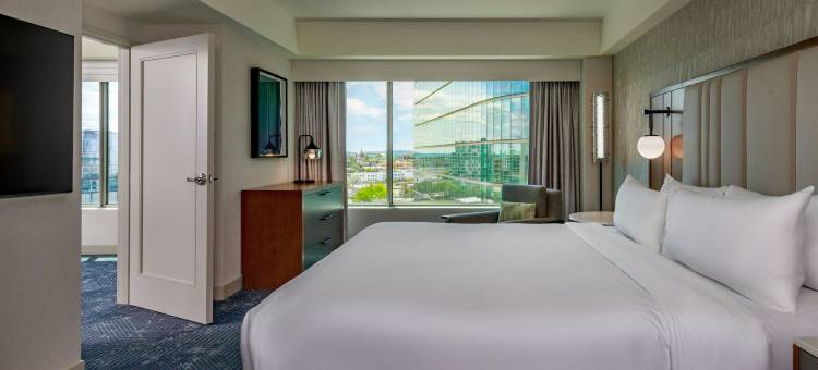波士顿海港区万丽酒店(Renaissance Boston Seaport District)图片