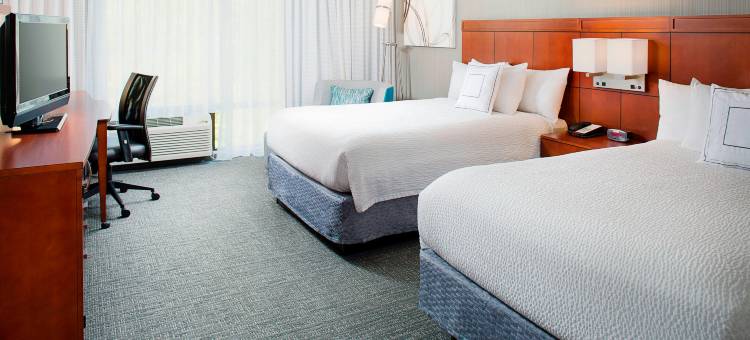 安阿伯万怡酒店(Courtyard by Marriott Ann Arbor)图片